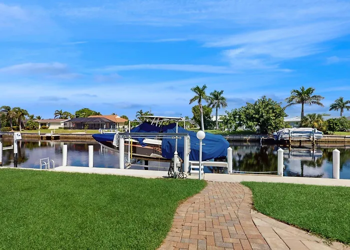 Breezes And Bliss On The Canal